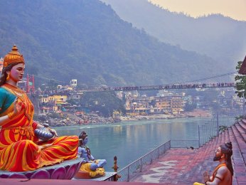 rishikesh-4785189_1.jpg
