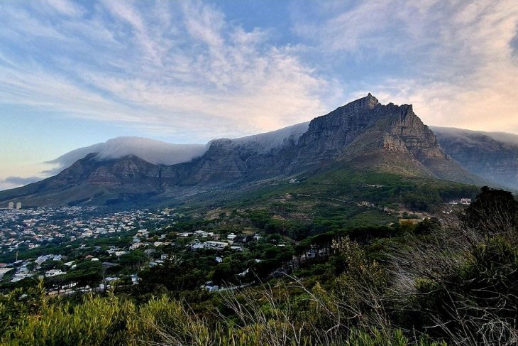 TABLE-MOUNTAIN-SUDAFRICA.jpg