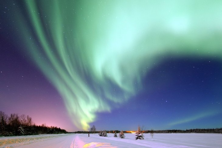 aurora-borealis-1181004_1.jpg