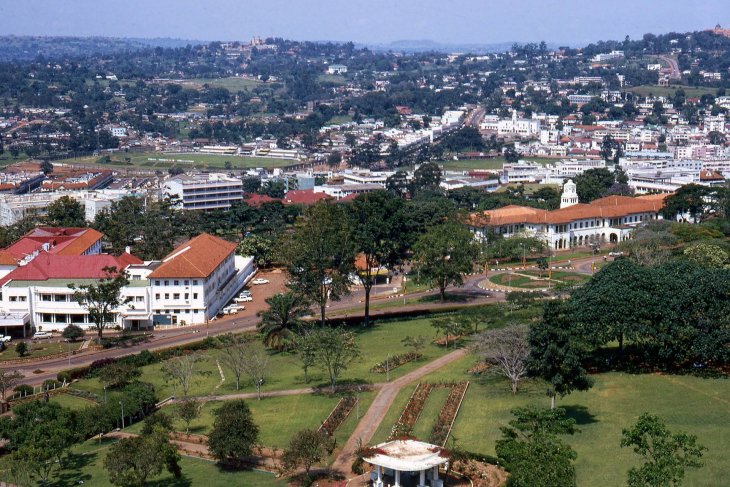 kampala-2376014_1920.jpg