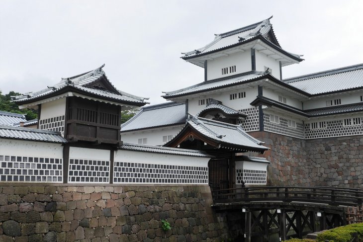 kanazawa-castle-1896642_1.jpg