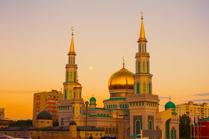 moscow-cathedral-mosque-1483524_1920-(1).jpg