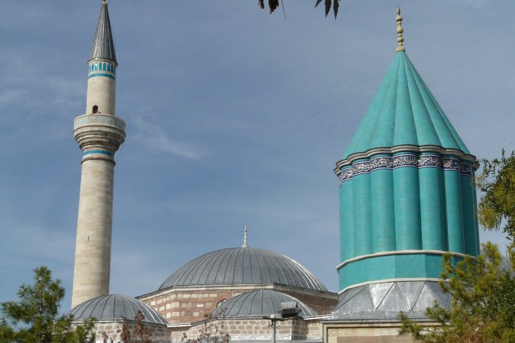 mosque-64810_1920.jpg