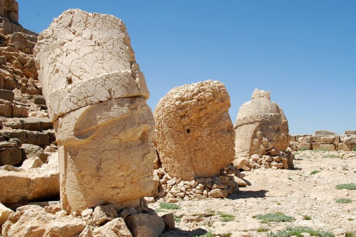 nemrut-64206_1920.jpg