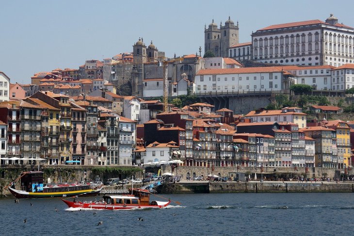 porto-2630066_1920.jpg