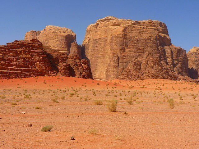 wadi-rum-3035_640.jpg